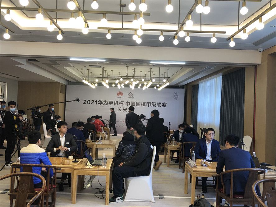 这场戏份完成后导演戴墨赞不绝口，激动到连说十个可以